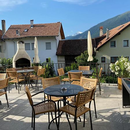 Hotel Garni Sonne Malles Venosta Esterno foto